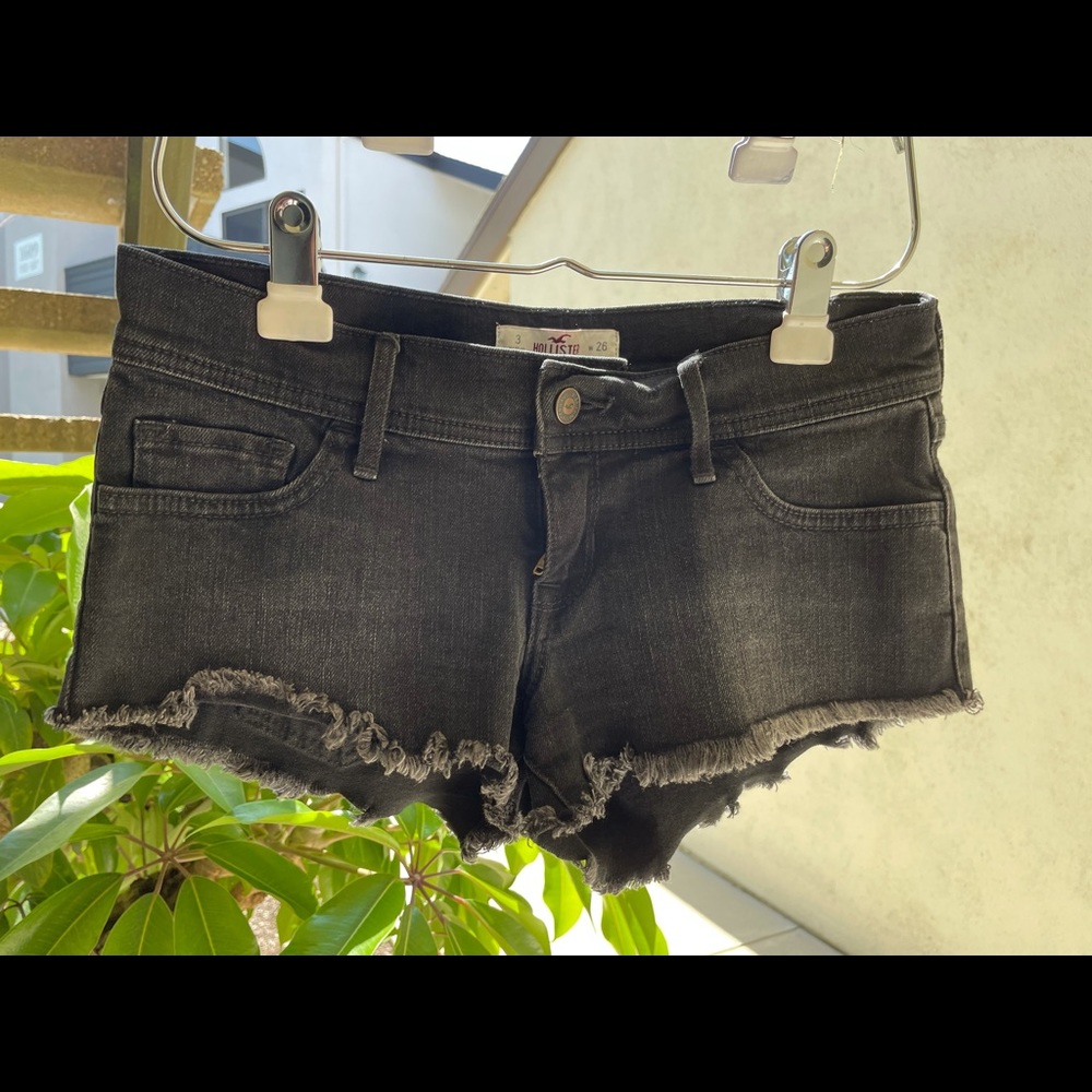 Hollister shorts size 3